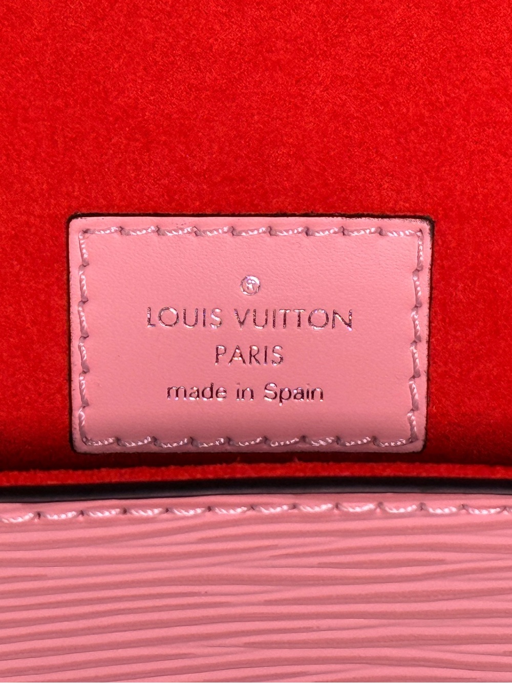 Louis Vuitton Grenelle PM in Rose Ballerine Epi Leather - Picture 10 of 16